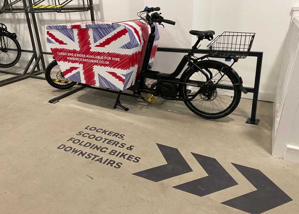 Support à arceau pour vélo cargo