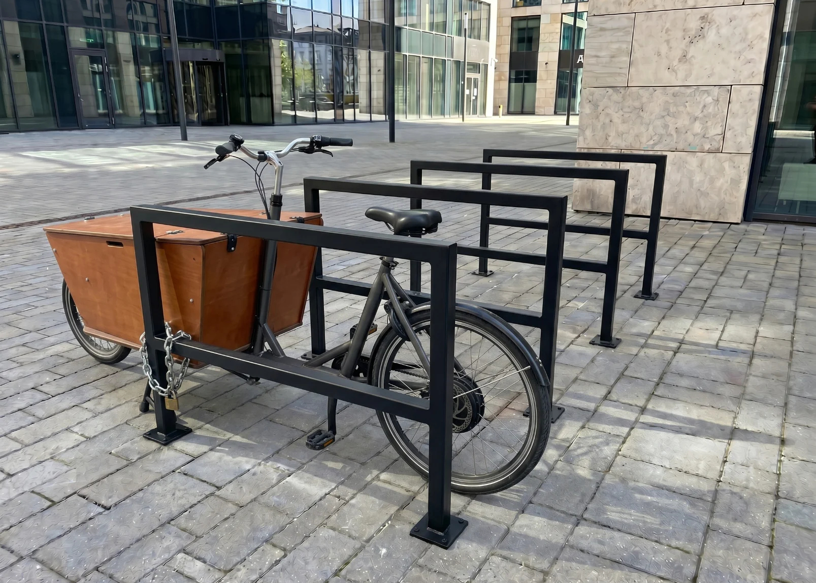 Support à arceau pour vélo cargo